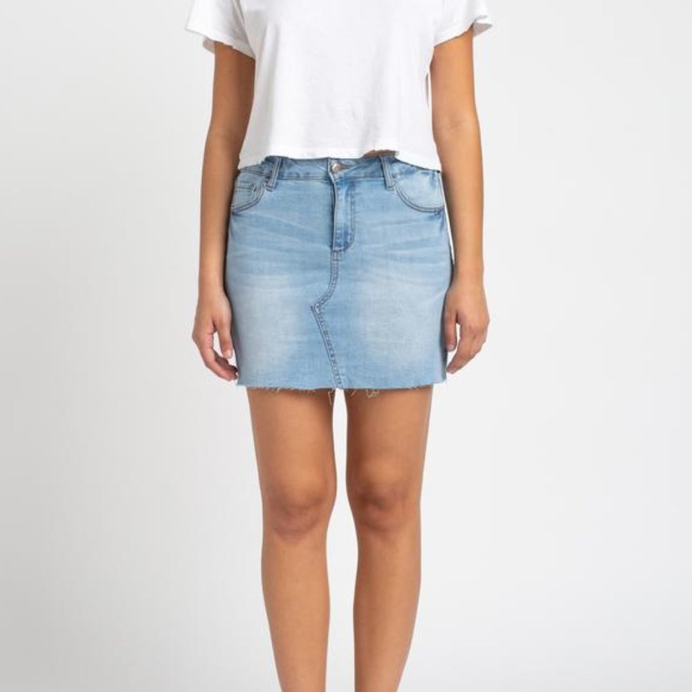 Celebrity Pink THE CUTIE Women's Size 7/28